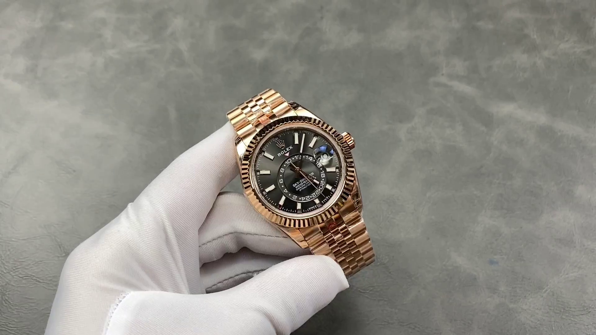 Replica Rolex Sky Dweller 42mm Everose Gold and Slate Grey Dial M336935-0008 - QualitySwissReplica