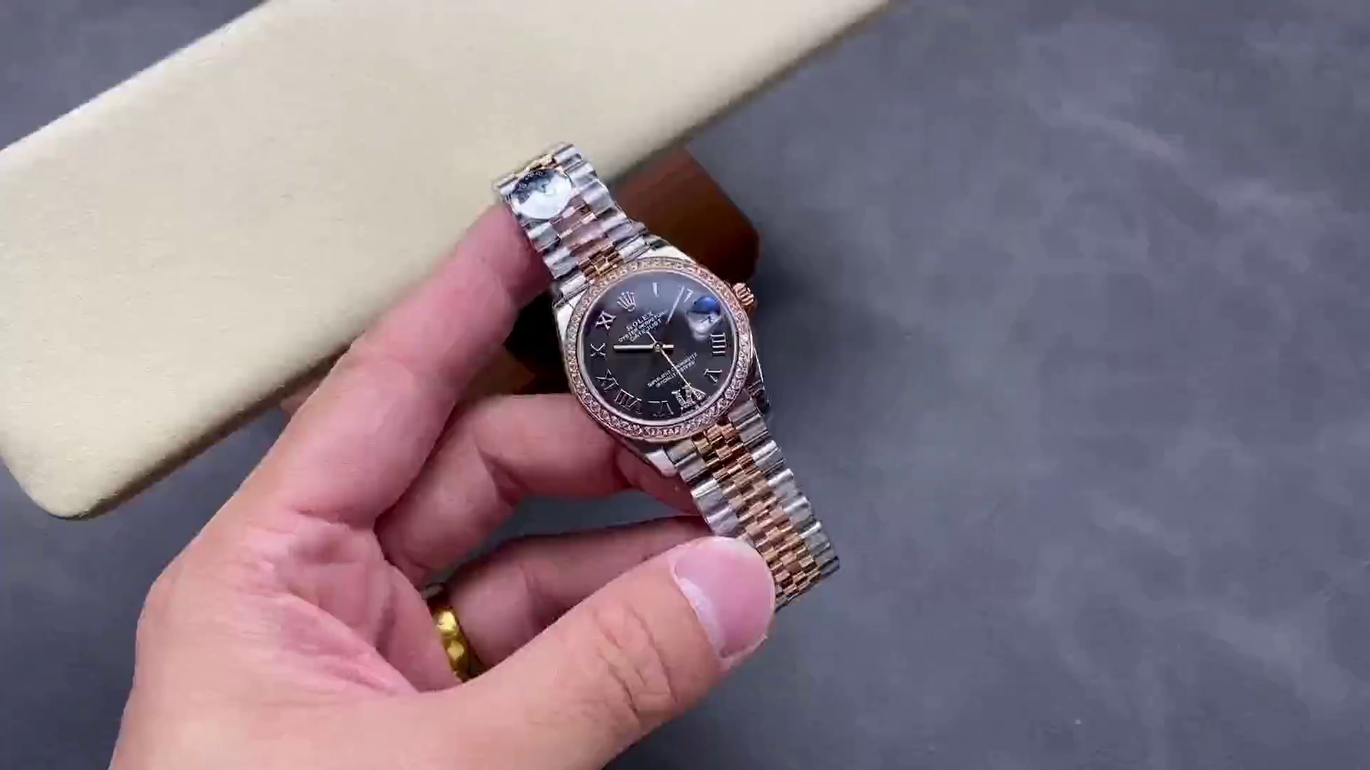 Replica Rolex Datejust Lady 31 Rose Gold Steel Slate Roman Diamond VI Dial & Diamond Bezel Jubilee Bracelet 278381RBR - QualitySwissReplica