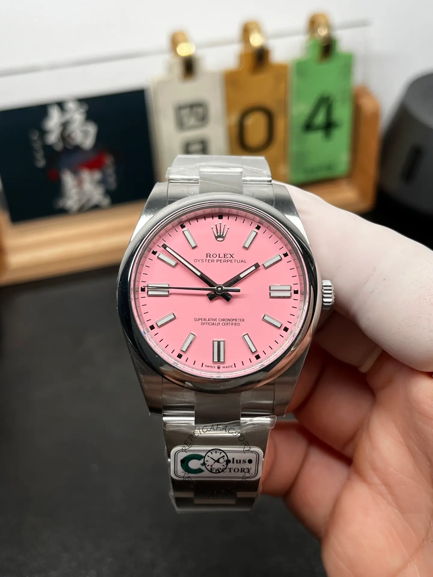 Replica Rolex Oyster Perpetual 36 Oystersteel Pink Dial 126000 0008 Women's Watch - QualitySwissReplica