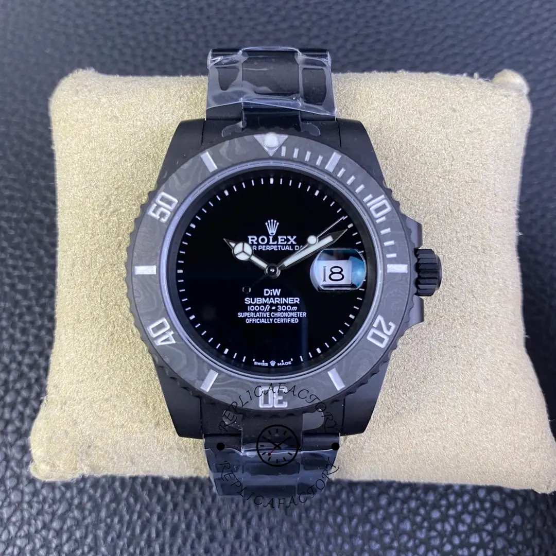 Replica Rolex Submariner DIW Edition Parakeet Carbon Fiber Bezel 116610LB Black Dial - QualitySwissReplica