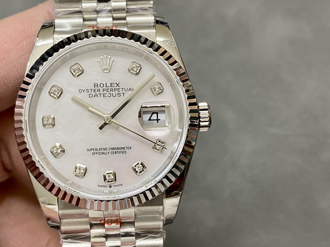 Replica Rolex Datejust 126234 White Mother of Pearl Diamonds Dial 36MM Unisex Watch - QualitySwissReplica