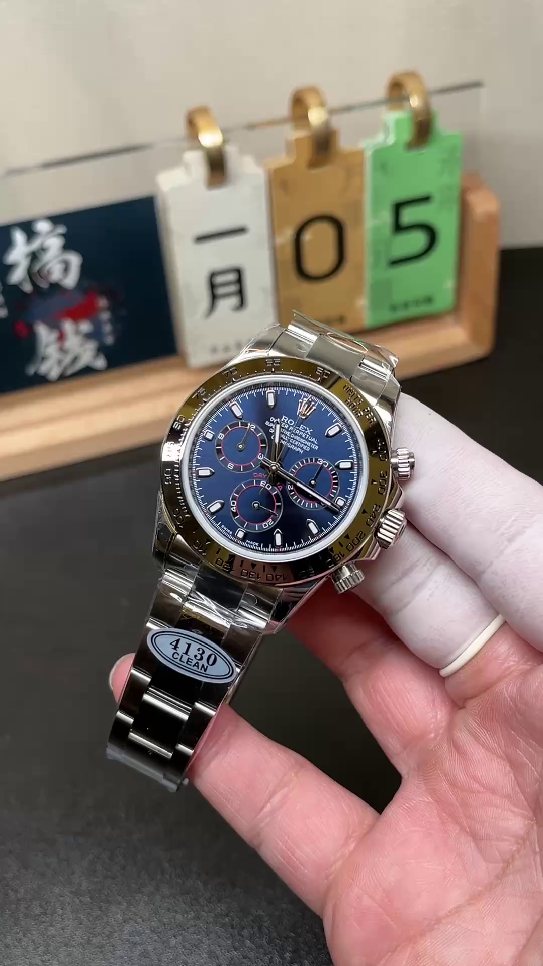 Replica Rolex Cosmograph Daytona 116509 Blue Index Dial 40MM Mens Watch - QualitySwissReplica