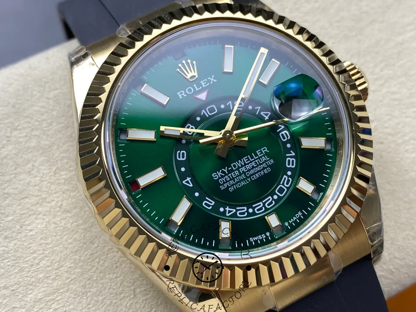 Replica 2025 Rolex Sky-Dweller 336238-0004 1:1 Clone Green Dial - QualitySwissReplica