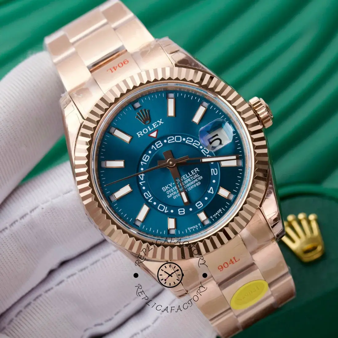 Replica Rolex Sky Dweller in 18 kt Everose gold m336935 0001 42mm - QualitySwissReplica