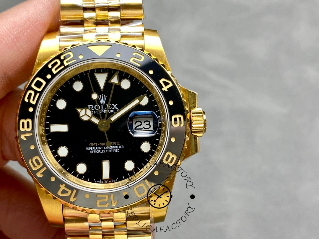Replica Rolex GMT Master II 40mm m126718grnr 0001 Oyster Bracelet Black Dial Mens Watch - QualitySwissReplica