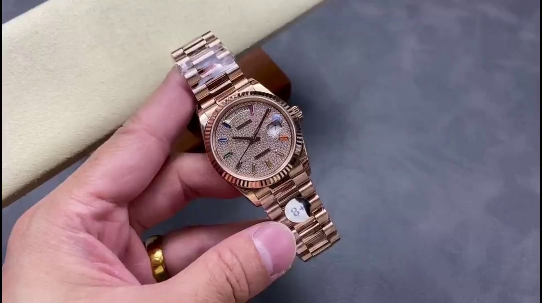 Replica Rolex Day Date 36 Diamond Paved Dial Fluted Bezel 18K Everose gold 128235 0039 President Watch - QualitySwissReplica