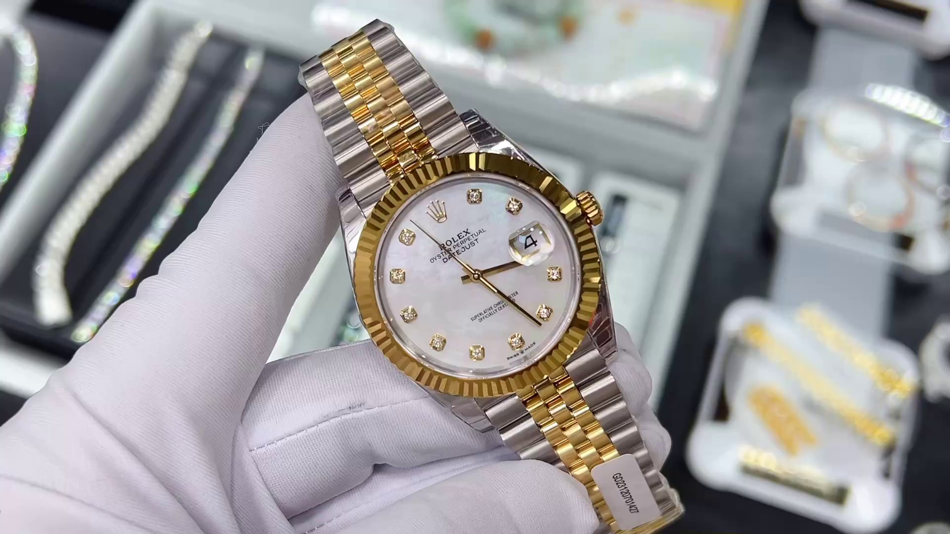 Replica Rolex Datejust 179173 White MOP Dial Fluted Bezel 26MM Lady Watch - QualitySwissReplica