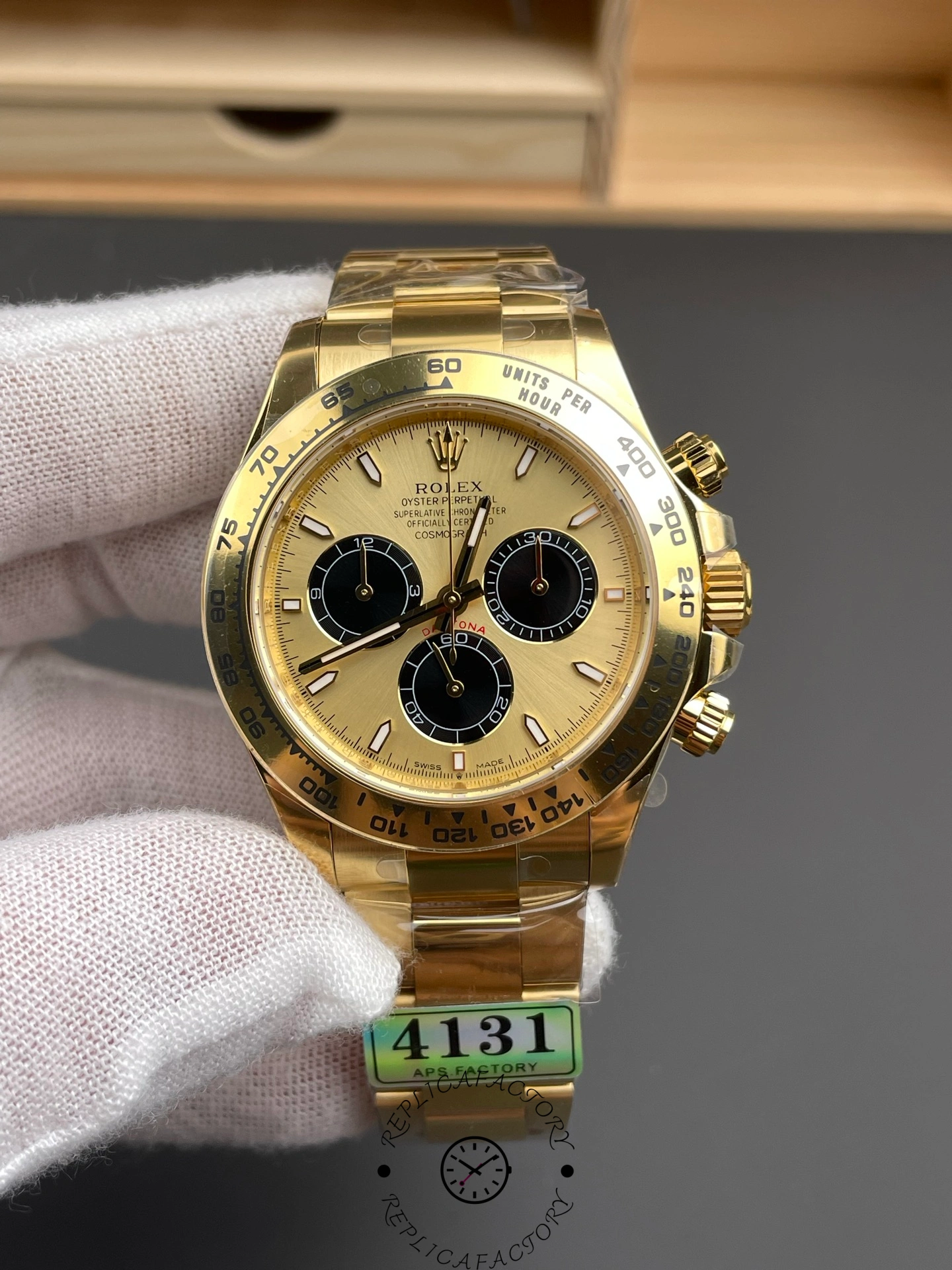 Replica Rolex Daytona 126508 0006 Yellow Gold on Bracelet 1:1 Watch - QualitySwissReplica
