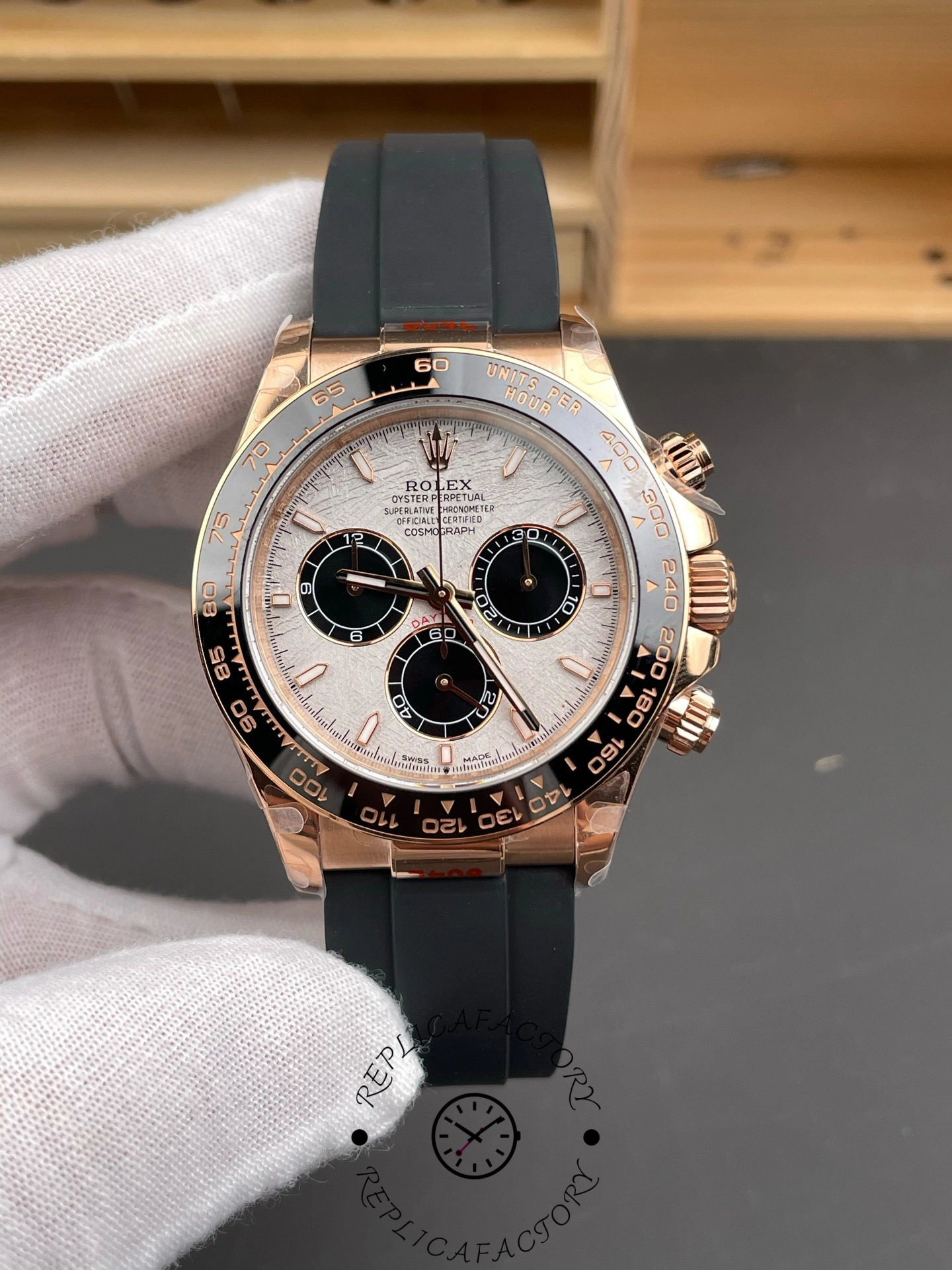 Replica 2025 Rolex Cosmograph Daytona 40mm 126515LN 0008 - QualitySwissReplica