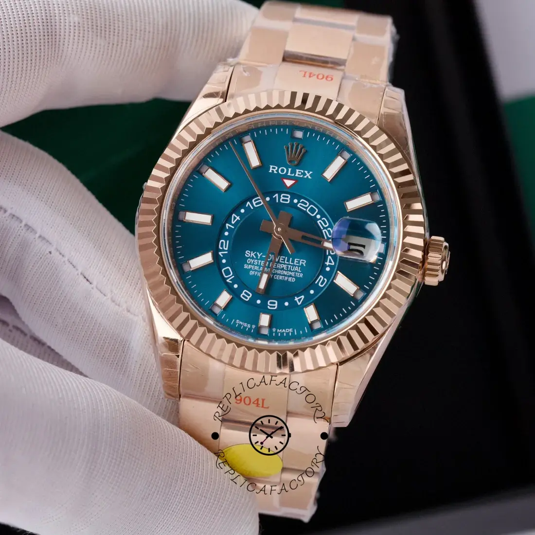 Replica Rolex Sky Dweller in 18 kt Everose gold m336935 0001 42mm - QualitySwissReplica