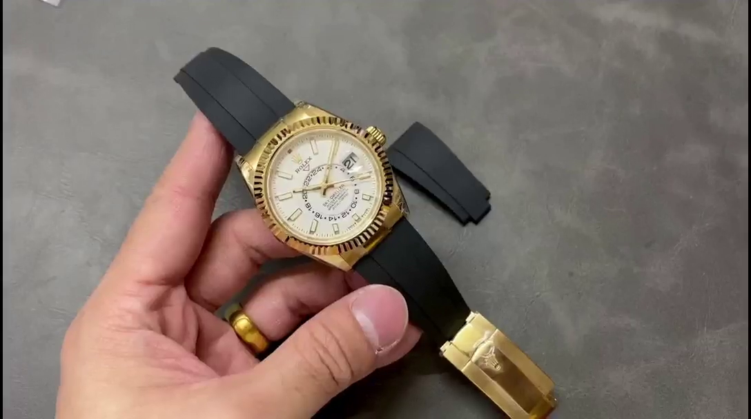 Replica Rolex Sky Dweller m336238 0003 Yellow Gold White Dial 42mm Mens Watch - QualitySwissReplica