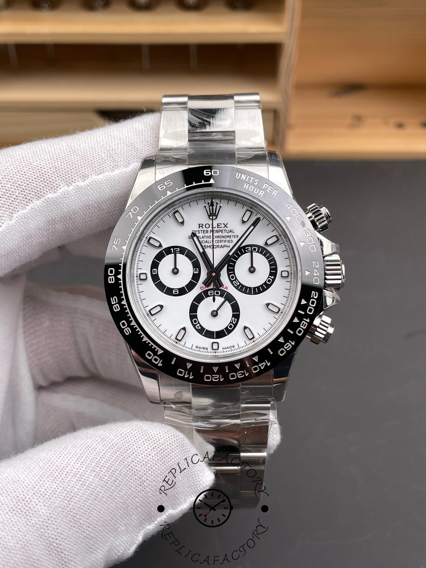Replica Rolex Cosmograph Daytona 116500LN-0001 Stainless Steel White Dial 40mm Mens Watch - QualitySwissReplica