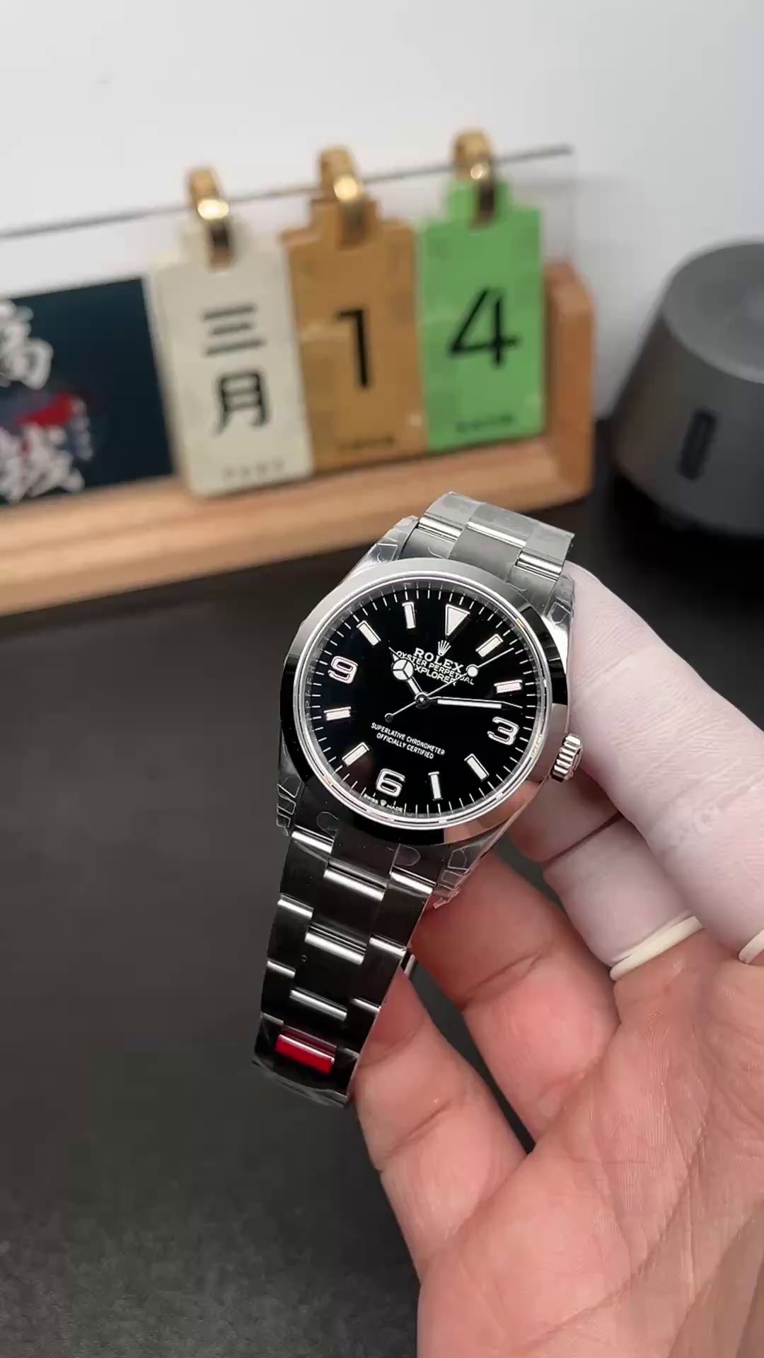Replica Rolex Explorer 124270 0001 Black Dial Stainless Steel 36MM - QualitySwissReplica