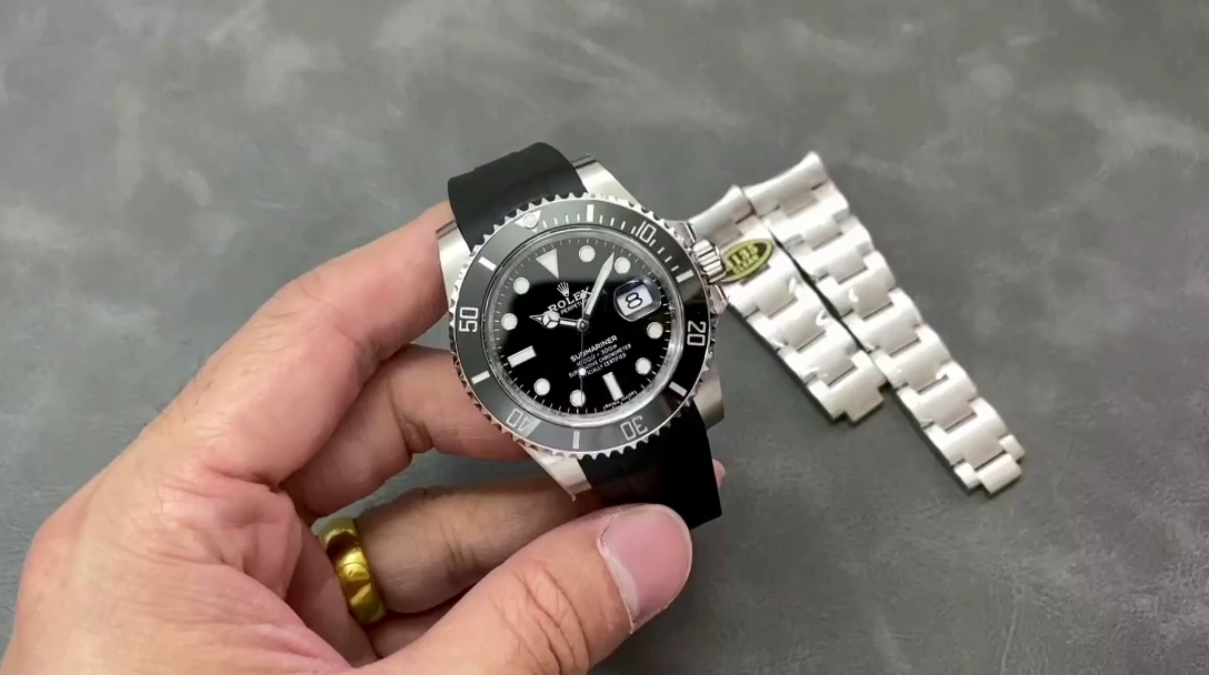Replica Rolex Submariner 126610LN Black Rubber Strap Black Dial 41mm Mens Watch - QualitySwissReplica