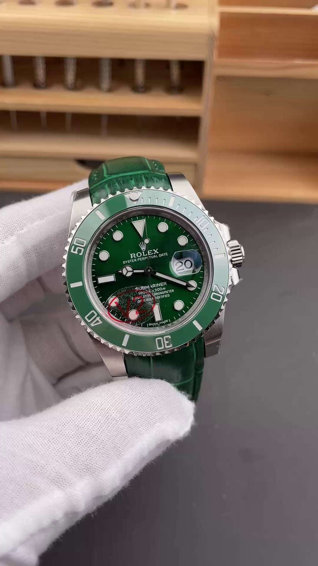 Replica Rolex Submariner 116610LV 1:1 Clone Green Dial Leather Strap - QualitySwissReplica