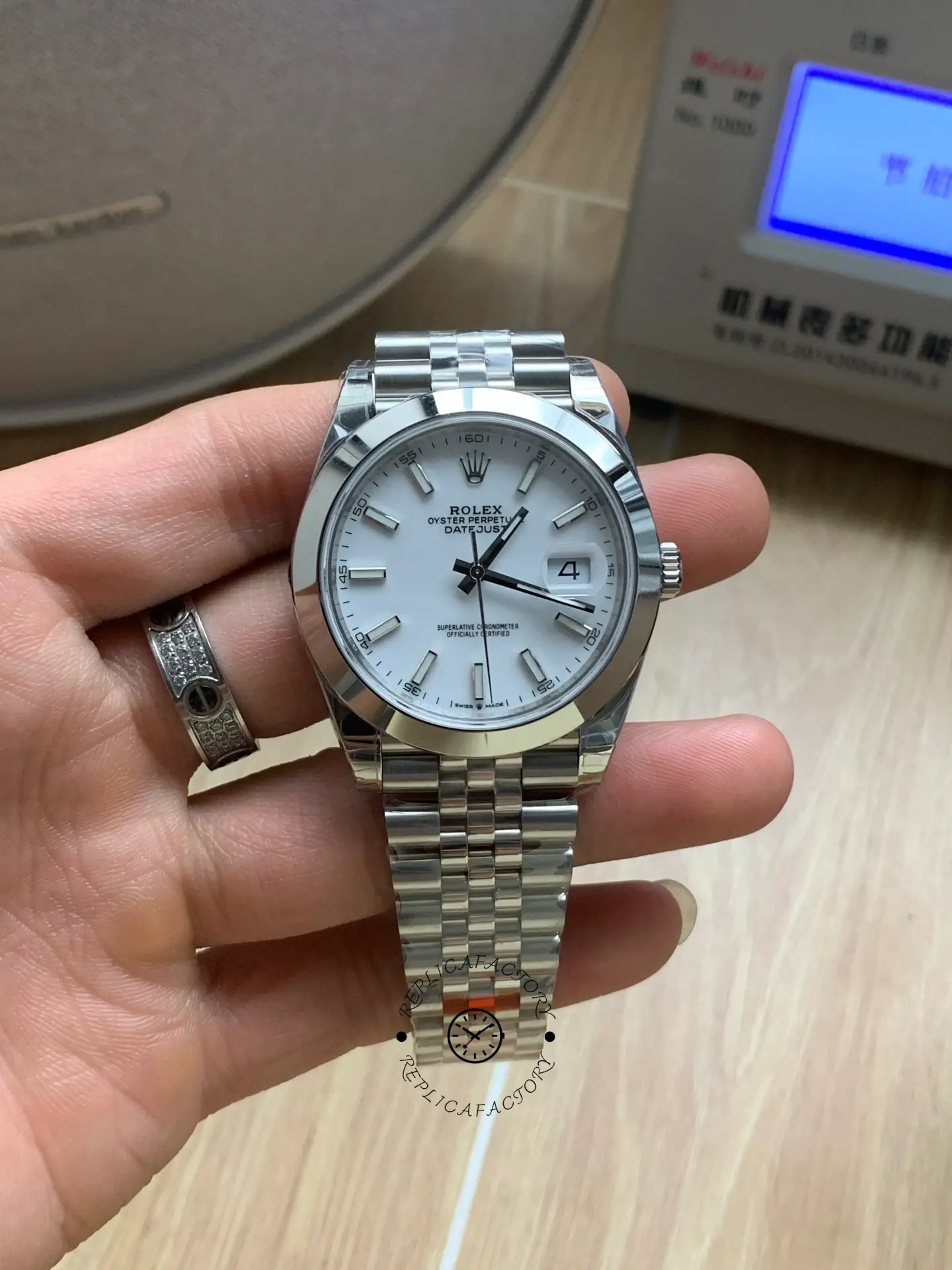 Replica Rolex Datejust 41mm Stainless Steel 126300 0006 White Index Jubilee - QualitySwissReplica