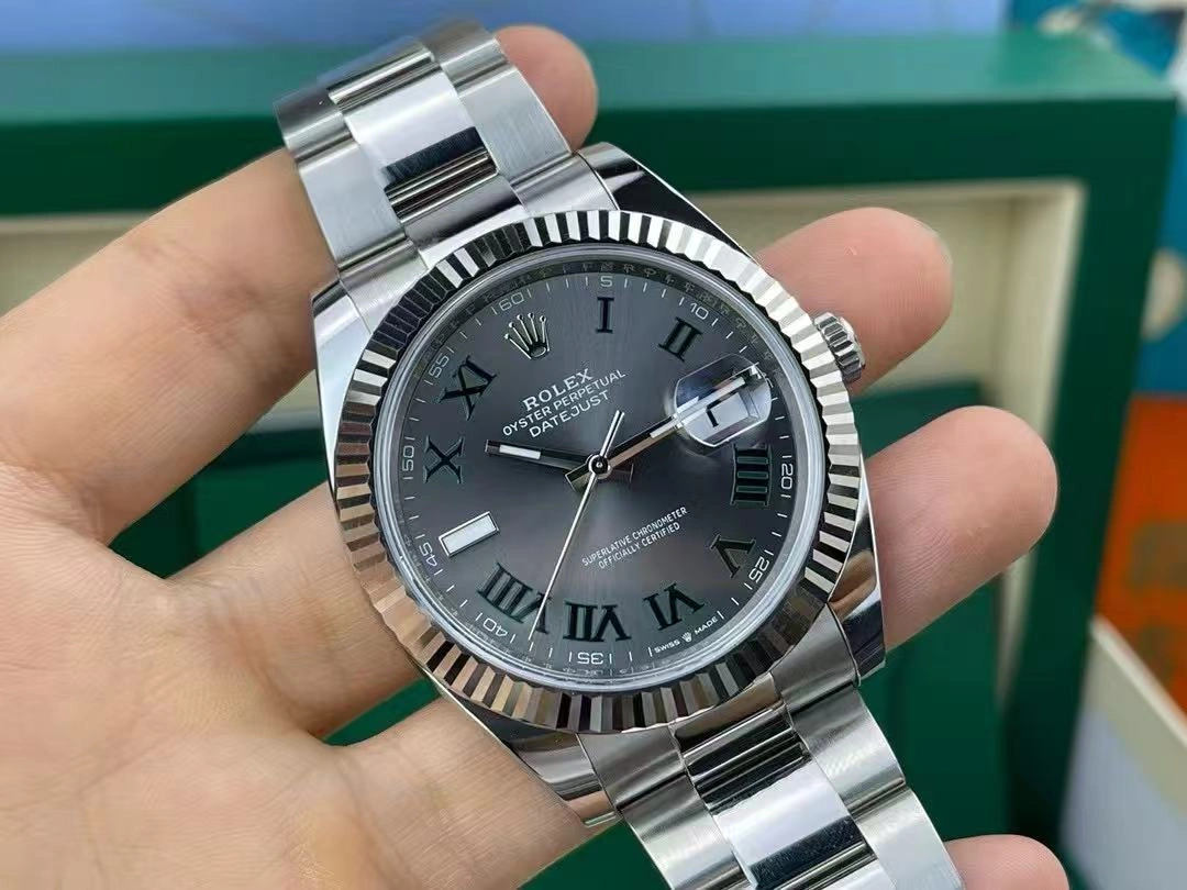 Replica Rolex Datejust m126334 0021 Fluted Bezel Grey Wimbledon Dial 41MM Mens Watch - QualitySwissReplica