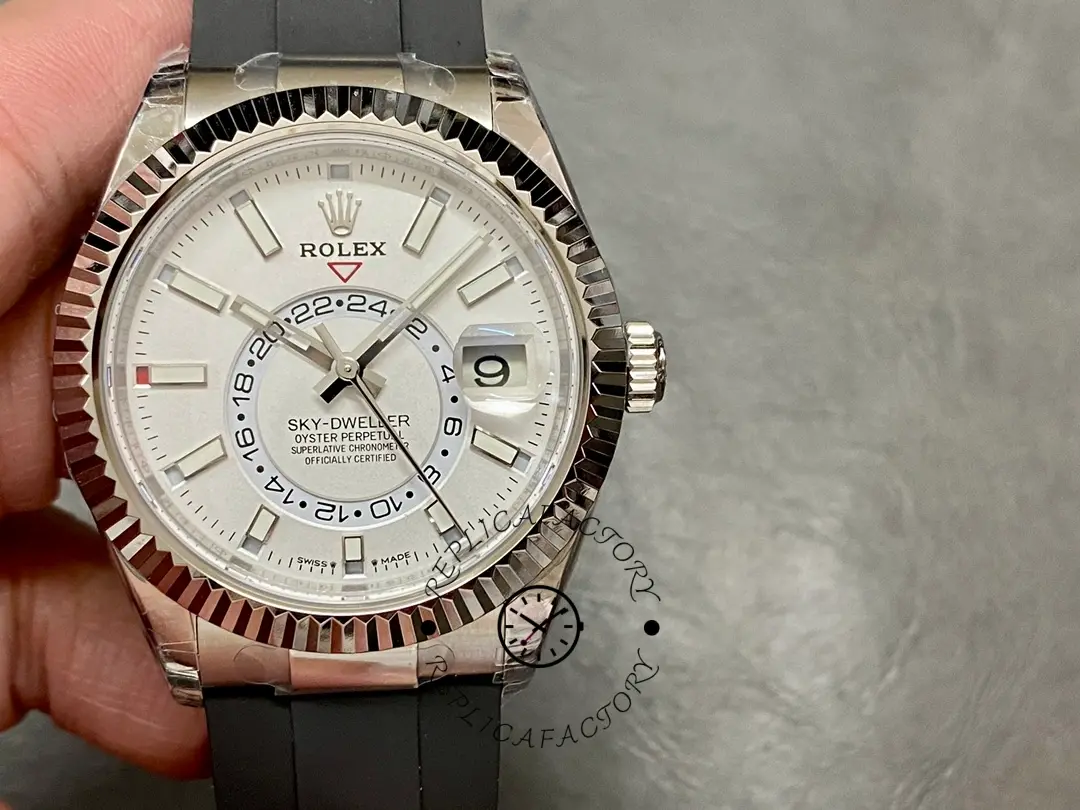Replica Rolex Sky Dweller 42 White Gold White Dial Oysterflex M336239 0003 - QualitySwissReplica