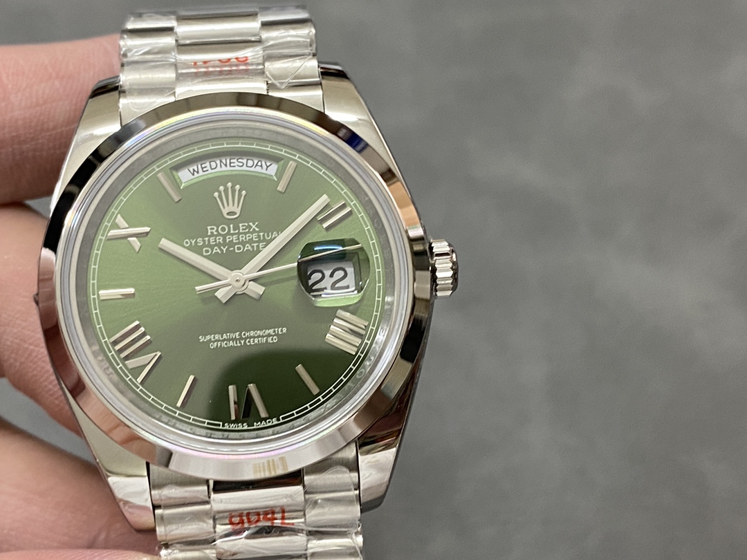 Replica Rolex Day Date 228236 Green - QualitySwissReplica