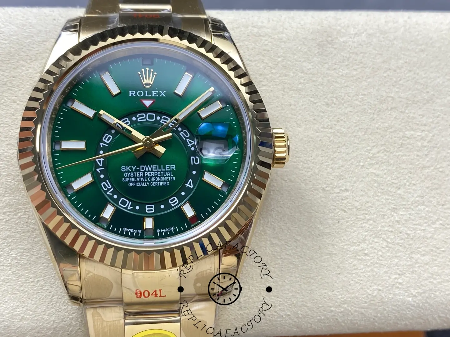 Replica 2025 Rolex Sky-Dweller 336938 1:1 Clone Green Dial Watch - QualitySwissReplica