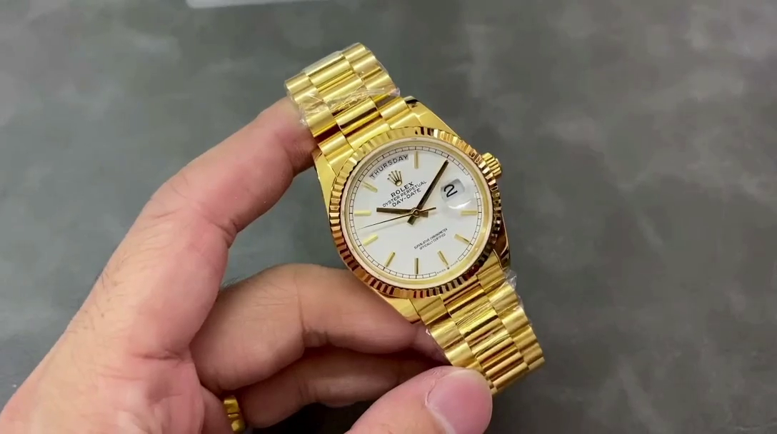 Replica Rolex Day-Date 36MM 128238 0081 Fluted Bezel White Index Dial Unisex Watch - QualitySwissReplica