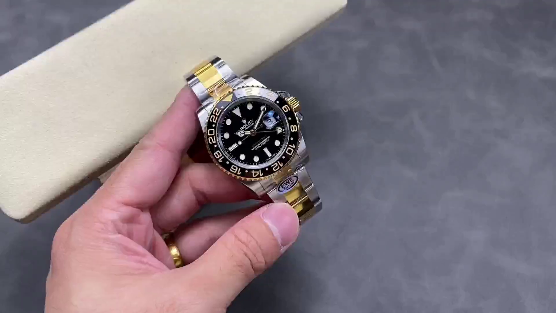 Replica Rolex GMT-Master II 116713LN stainless steel case Black Dial 40mm Mens Watch - QualitySwissReplica