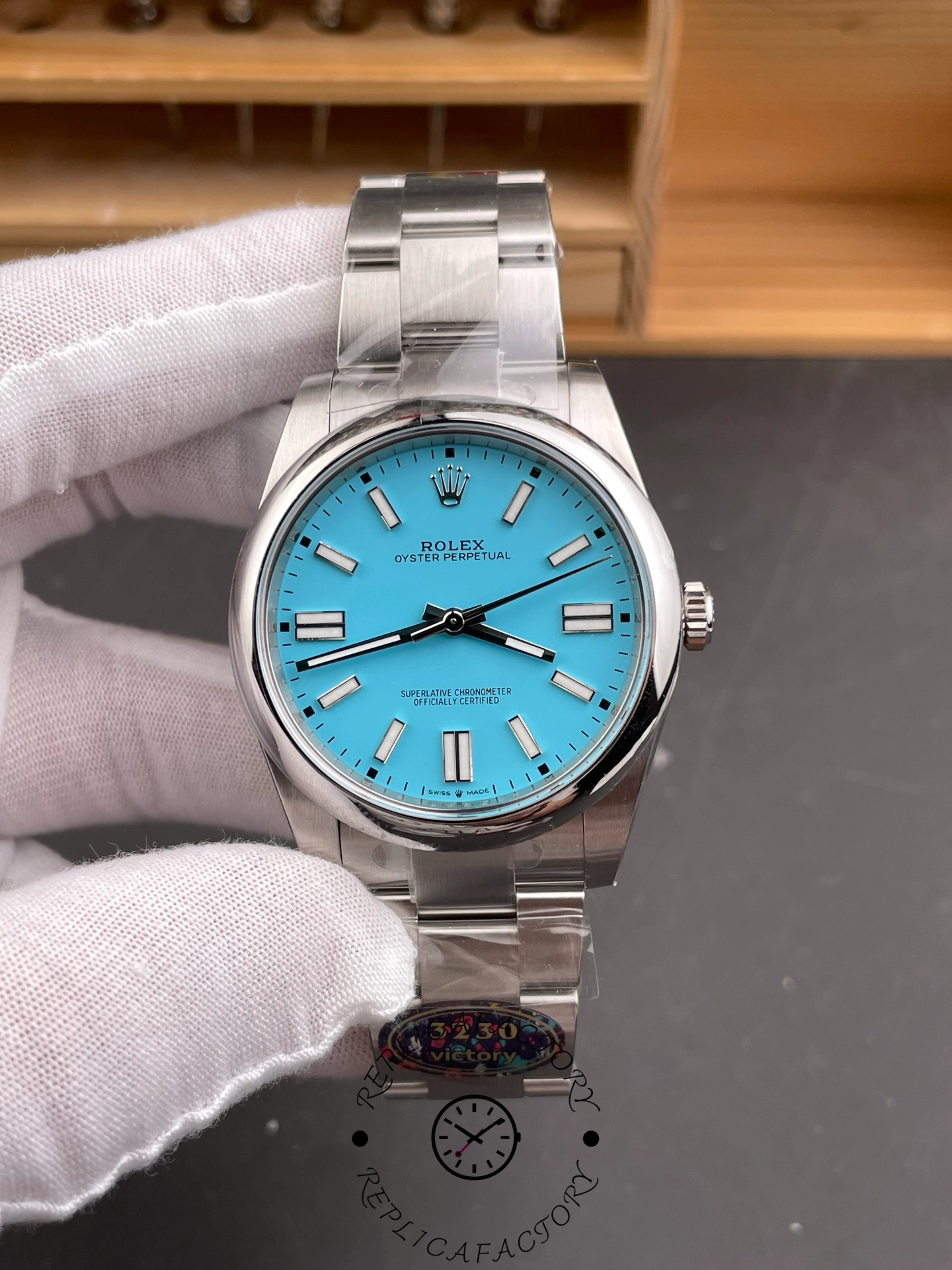 Replica Rolex Men's Oyster Perpetual 41 Turquoise Dial m124300 0006 Men's Watch - QualitySwissReplica