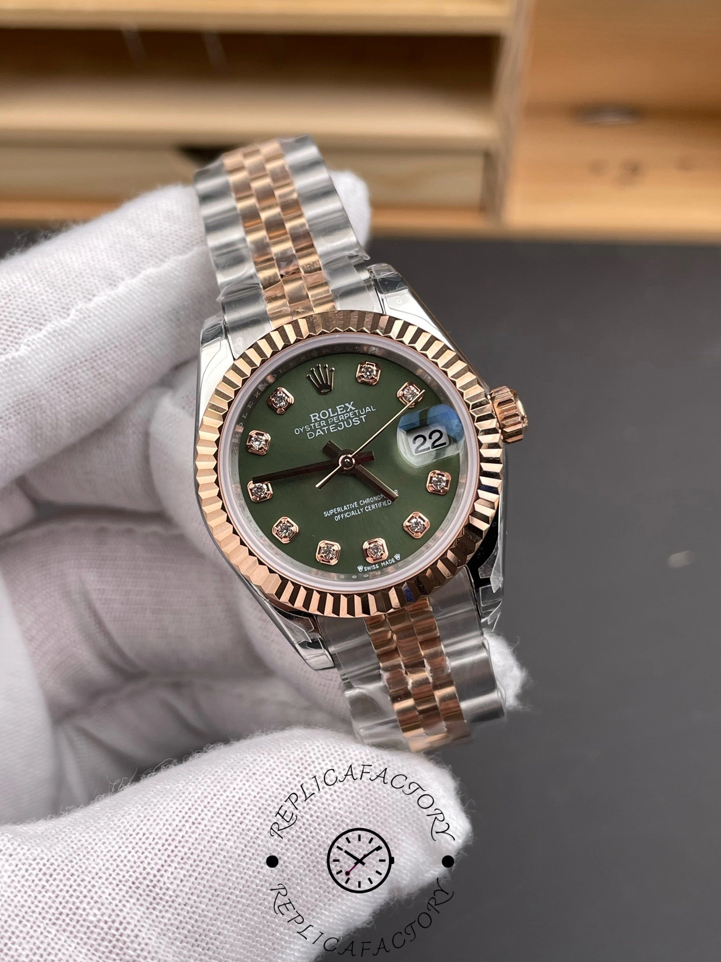 Replica Rolex Datejust 279171 0007 28 Olive Green Diamond-Set Jubilee Ladies Watch - QualitySwissReplica