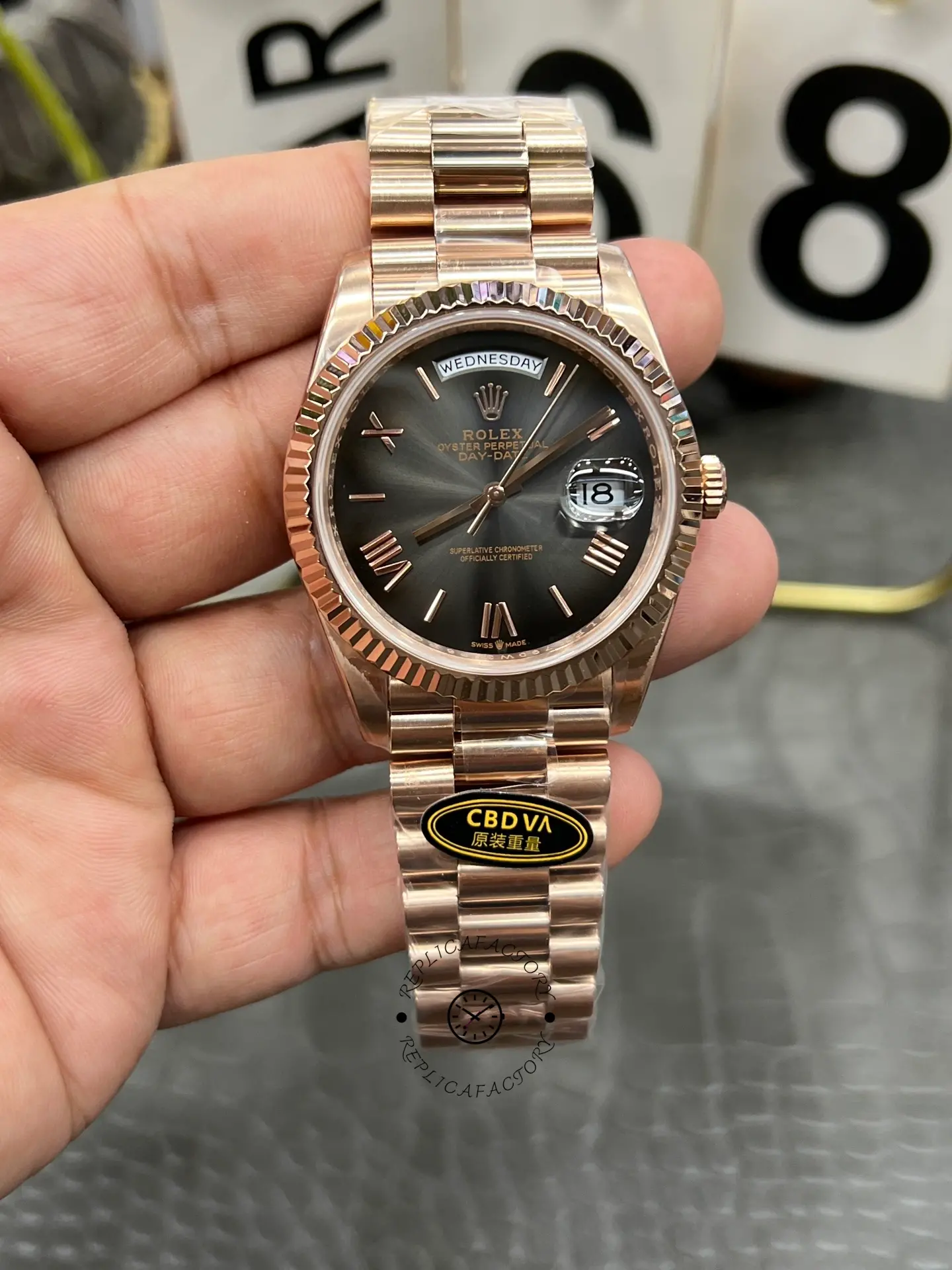 Replica Rolex Day Date in 18 ct Everose Gold M228235 0055 40mm - QualitySwissReplica