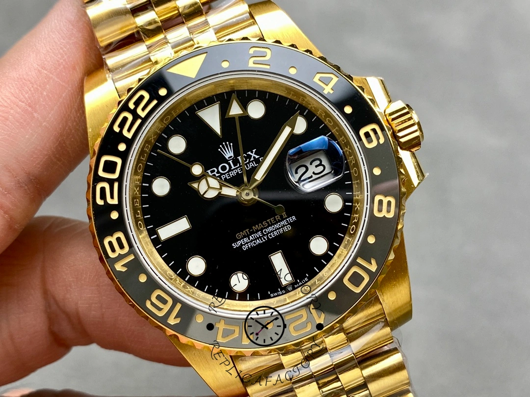 Replica Rolex GMT Master II 40mm m126718grnr 0001 Oyster Bracelet Black Dial Mens Watch - QualitySwissReplica