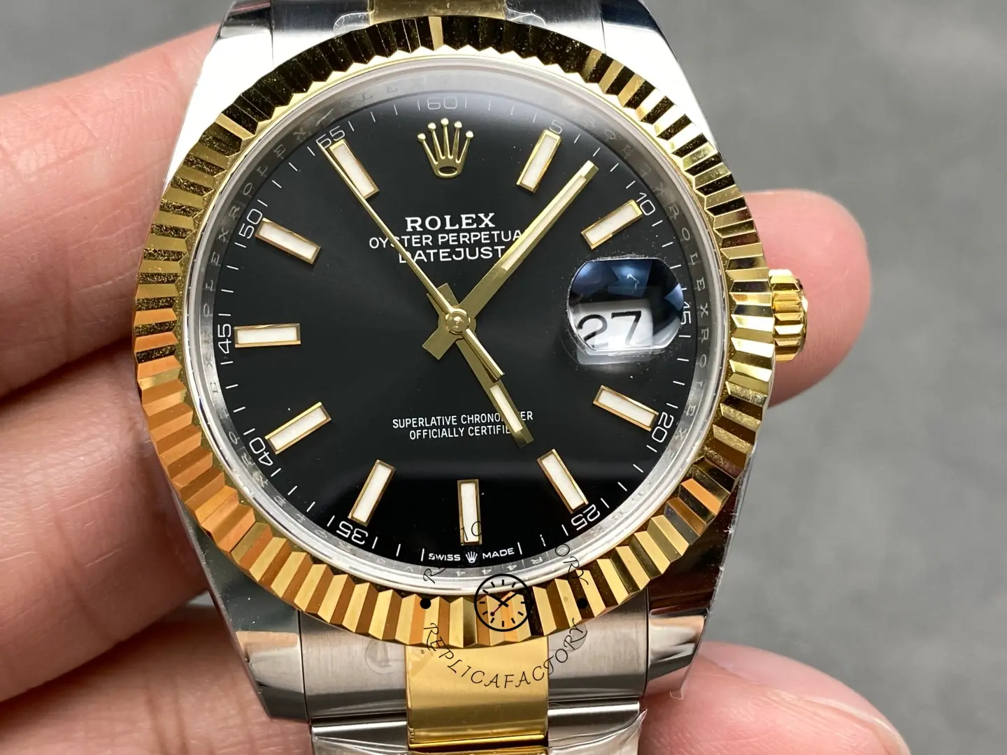 Replica Rolex Datejust 41 Black Dial Fluted Bezel 126333 0013 Men's Watch - QualitySwissReplica