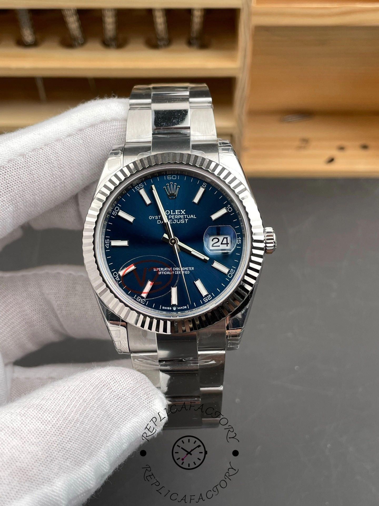 Replica Rolex Datejust 126334 0001 Fluted Bezel Blue Dial 41MM Mens Watch - QualitySwissReplica