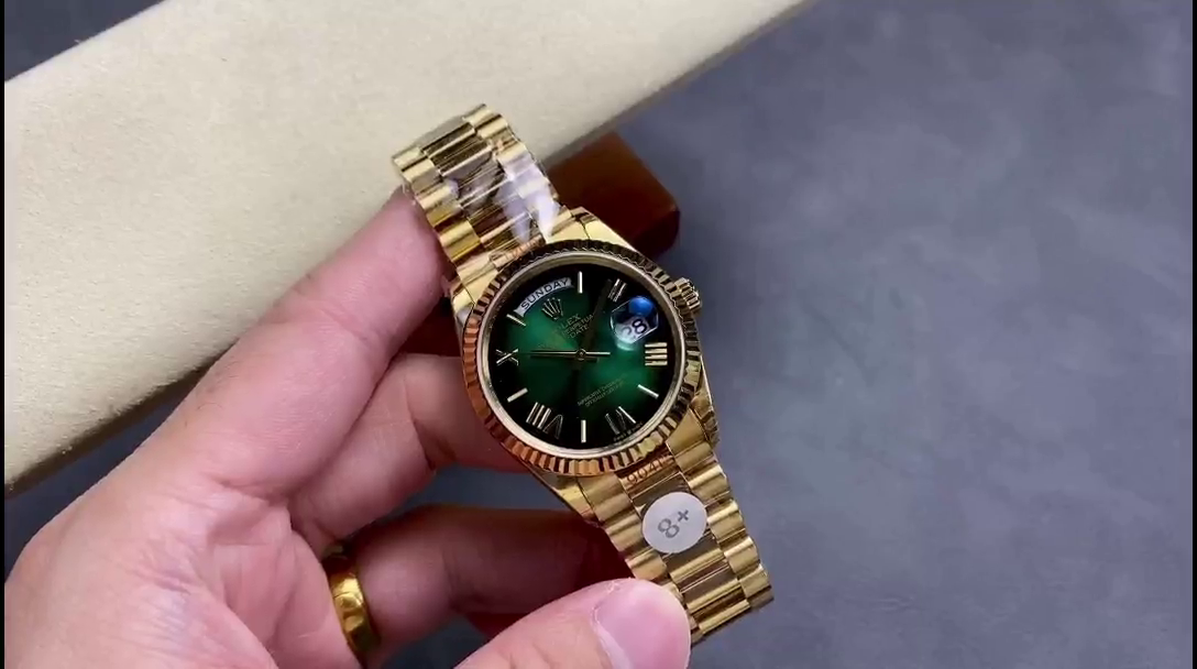 Replica Rolex Day Date 36mm Fluted Bezel Green Ombre Dial President Bracelet m128238 0118 - QualitySwissReplica