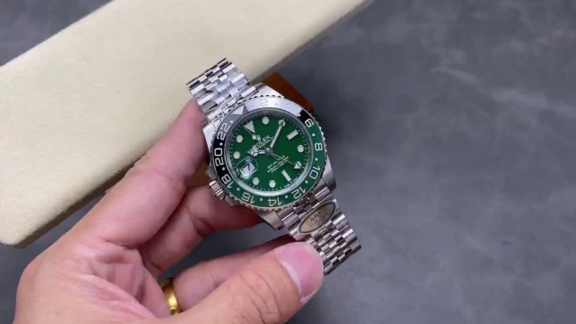 Replica Rolex GMT Master II Green Dial M126729VTNR 0002 1:1 Clone Jubilee Bracelet Watch - QualitySwissReplica