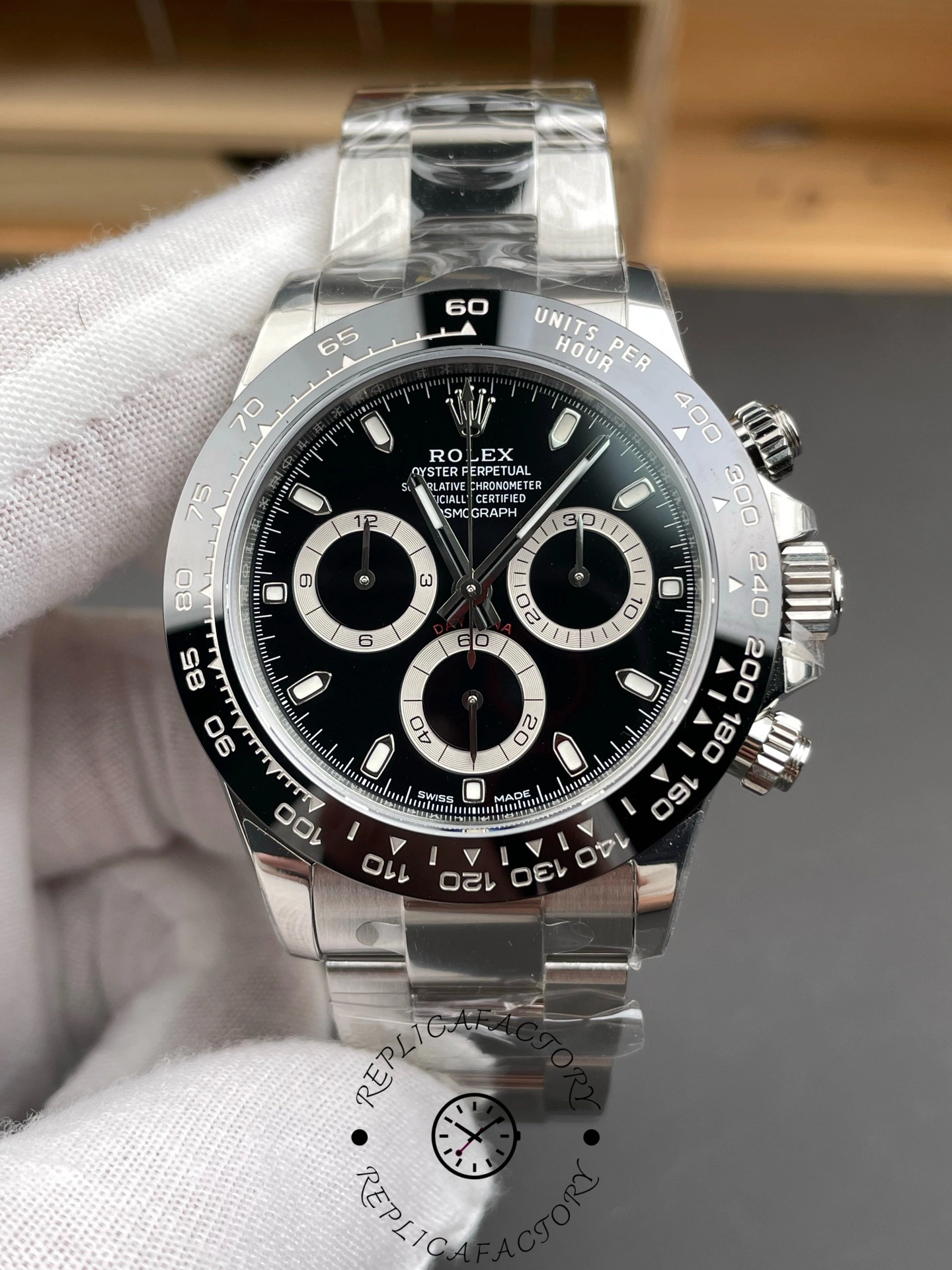 Replica Rolex Cosmograph Daytona 116500LN Ceramic Bezel Black Dial 40mm Mens Watch - QualitySwissReplica
