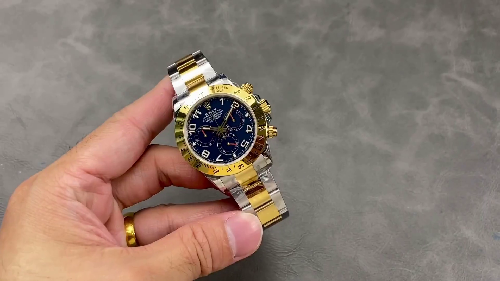 Replica Rolex Daytona 116523 Steel Yellow Gold Blue Racing Dial 40mm Mens Watch - QualitySwissReplica