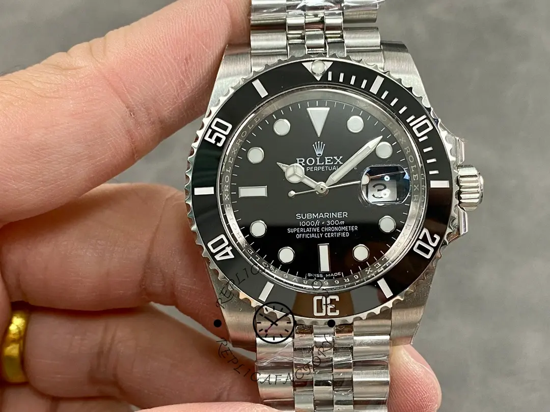 Replica Rolex Submariner 41 Black Dial Fluted Bezel Jubilee 126610LN Men's Watch - QualitySwissReplica