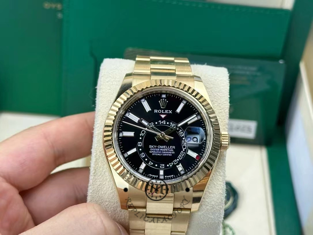 Replica Rolex Sky Dweller Yellow Gold Black Dial Oyster M336938 0002 Men's Watch - QualitySwissReplica