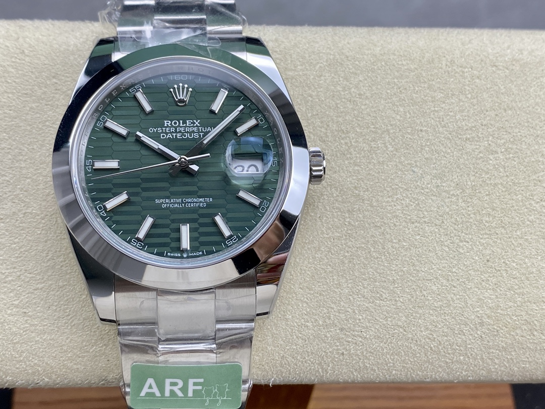 Replica Rolex Datejust 41mm Steel Oyster Bracelet Smooth Bezel 126300 0021 - QualitySwissReplica