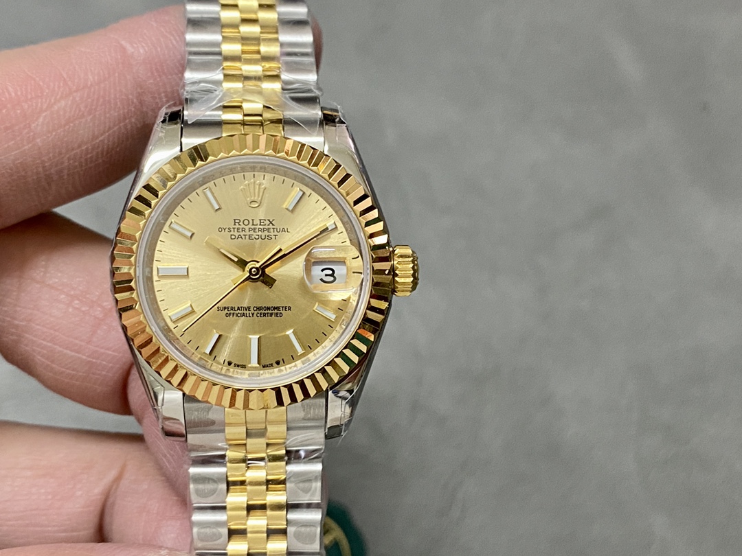 Replica Rolex Datejust 279173 Champagne Index Dial Fluted Bezel 28mm Lady Watch - QualitySwissReplica