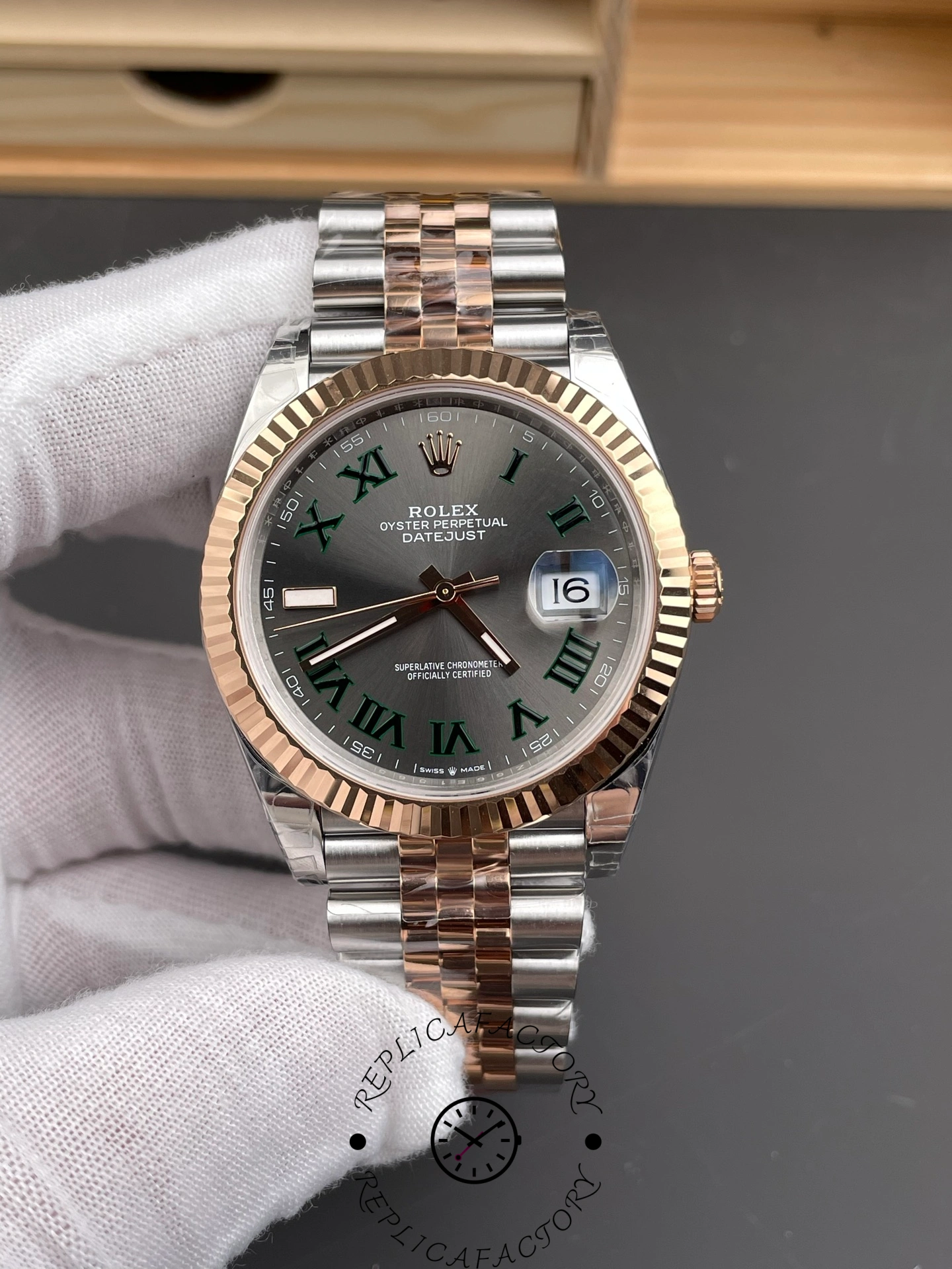 Replica Rolex Datejust 41 Everose Gold Oystersteel Grey Dial m126331 0016 - QualitySwissReplica