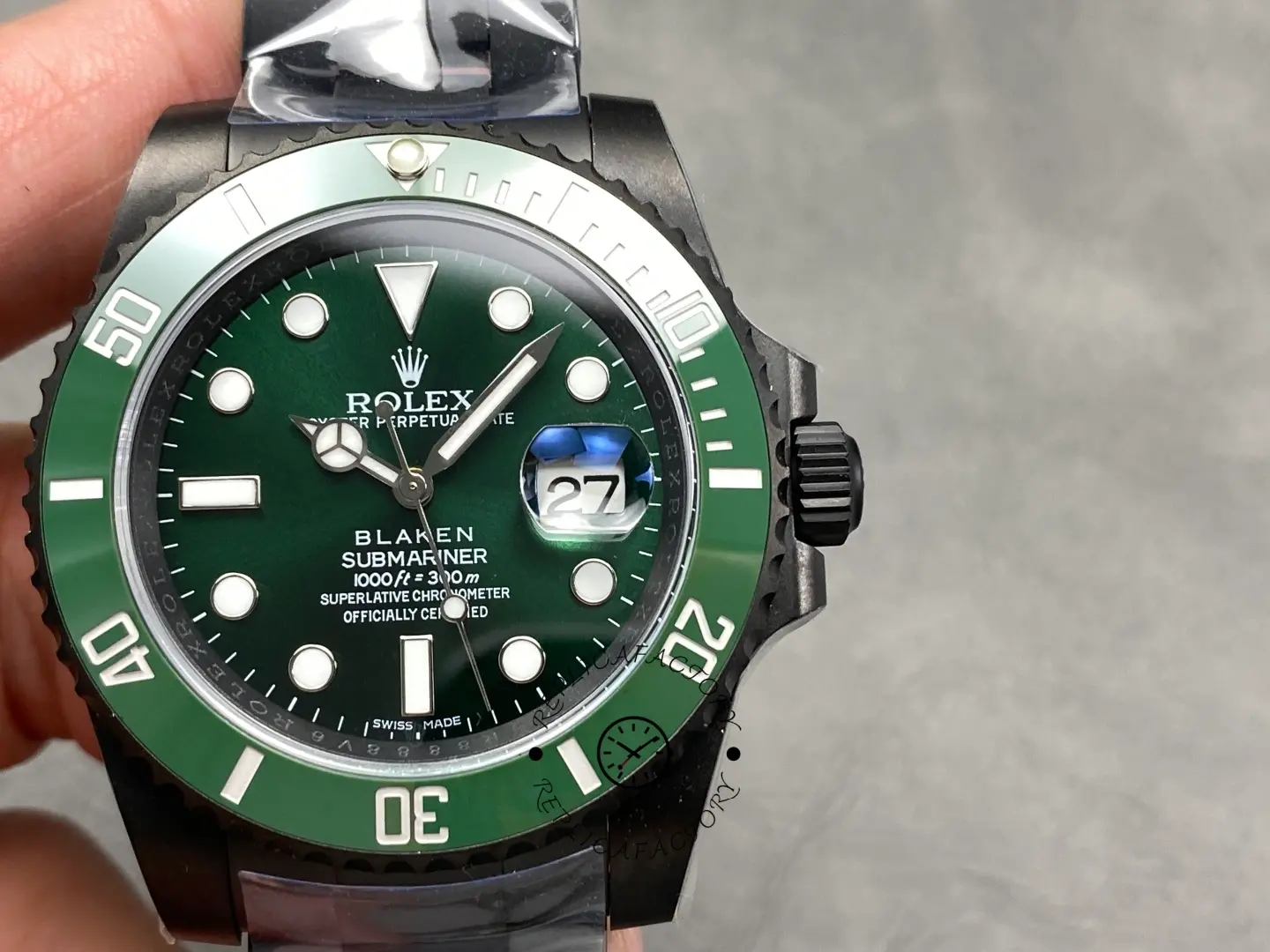 Replica Rolex Submariner 'Hulk' 116610LV - QualitySwissReplica