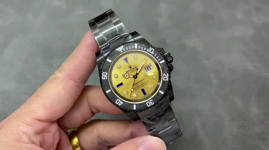 Replica Rolex Submariner Diw 116610 PVD-DLC Stainless Steel Carbon Fiber Bezel Champagne Dial - QualitySwissReplica