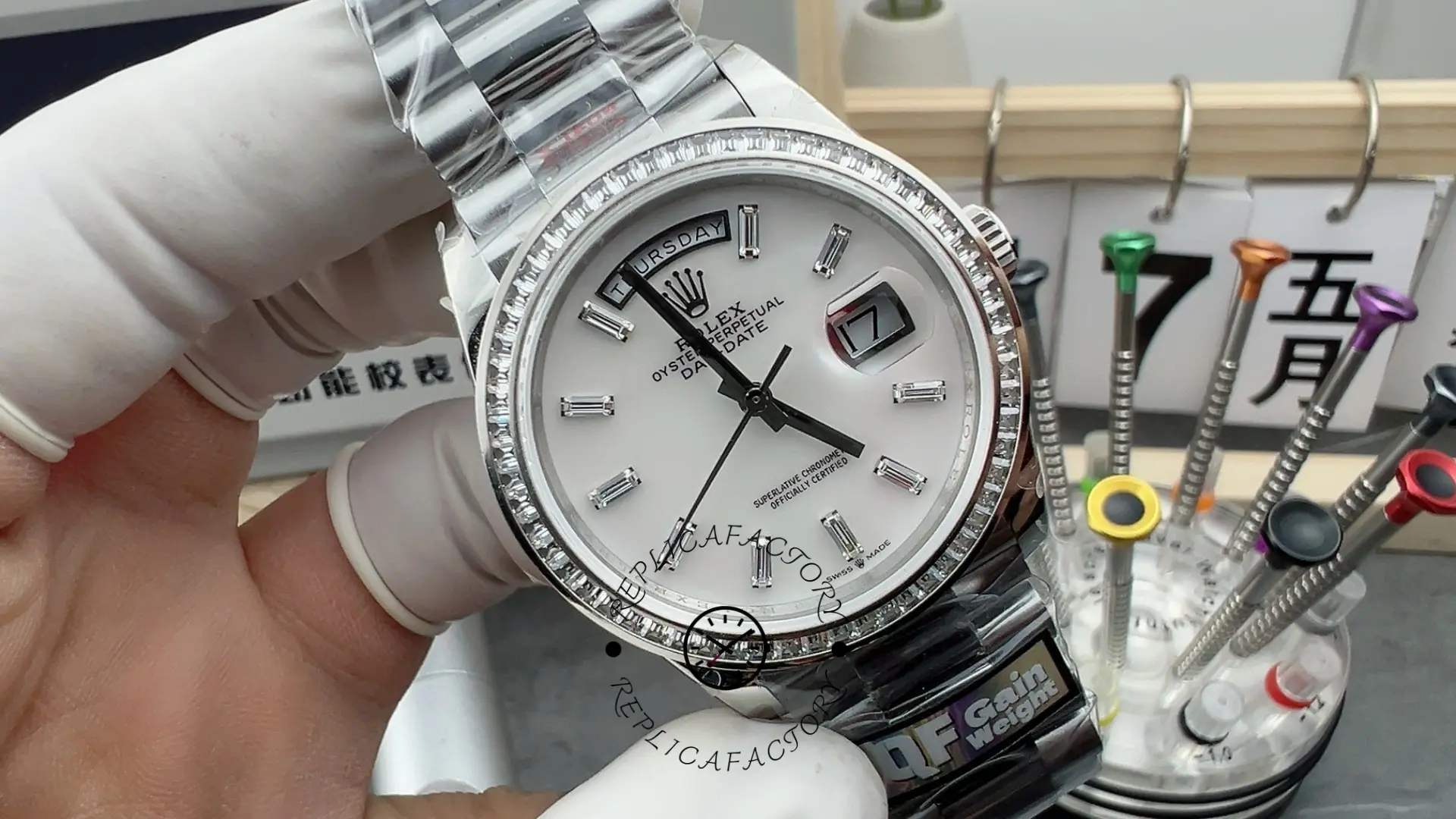 Replica Rolex Day Date 36 MOP Dial Diamond Bezel Platinum m128396tbr 0022 - QualitySwissReplica