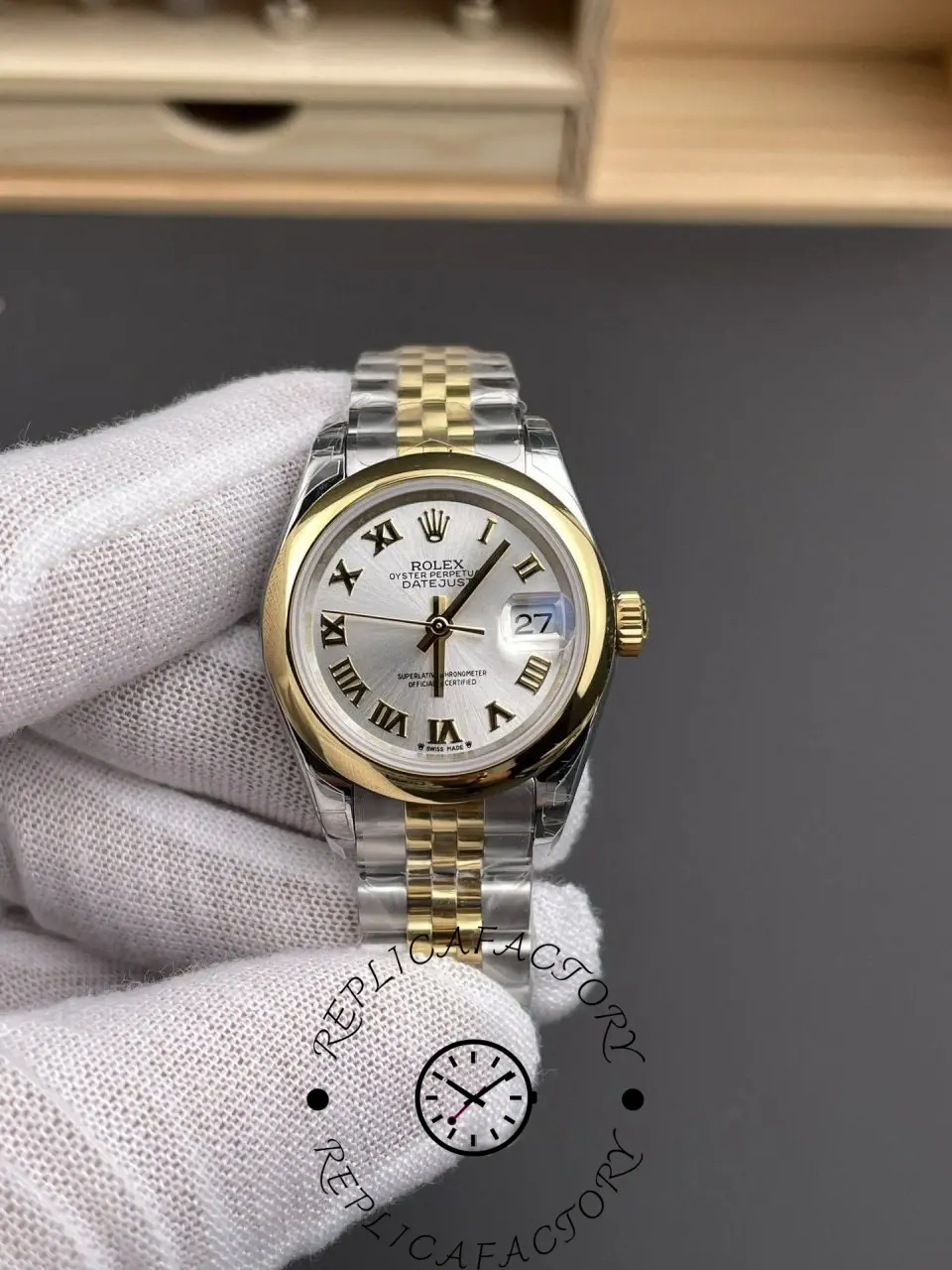 Replica Rolex Lady-Datejust 279163-0005 Silver Roman Dial Watch - QualitySwissReplica