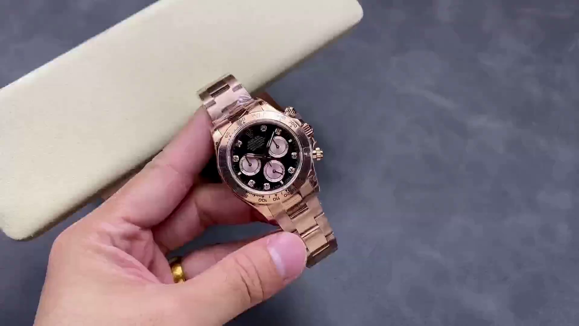 Replica Rolex Daytona 126505 - QualitySwissReplica