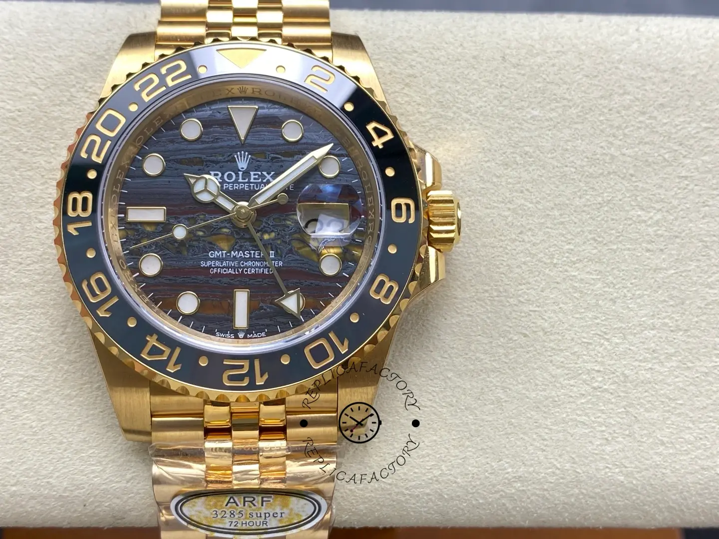 Replica 2025 Rolex GMT Master II 18 kt Yellow Gold m126718grnr 0002 40 mm - QualitySwissReplica